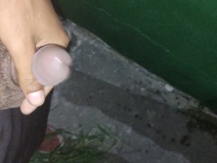 Meando Detras De Una Casa De Empeño 🔥