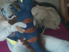 I humping on my dino plush and cum