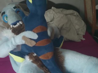 I Humping on my Dino Plush and Cum