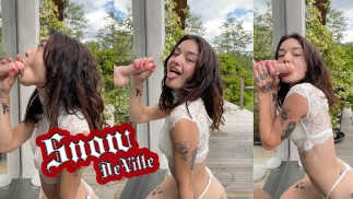 SLOPPY BLOWJOB AND DEEPTHROAT OUTSIDE