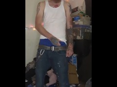 Playing with my beard and showing off my body 🥰😂💦❤️🤑 - Screenshot 10 of 16 - Jack Off