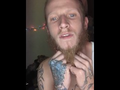 Playing with my beard and showing off my body 🥰😂💦❤️🤑 - Screenshot 2 of 16 - Abs