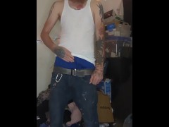 Playing with my beard and showing off my body 🥰😂💦❤️🤑 - Screenshot 8 of 16 - White Boy