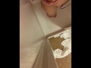 a Girl with a Huge Ass Brings Herself to Orgasm_in the_Shower