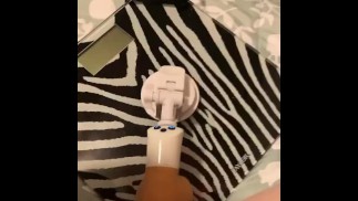 (очень короткий) клип, в котором я стону и испытываю оргазм