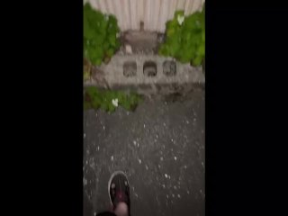 おしっこ　放尿　立ちション　野ション