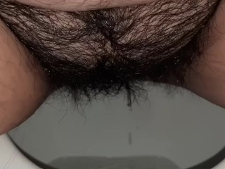 После оргазма ей нужно пописать