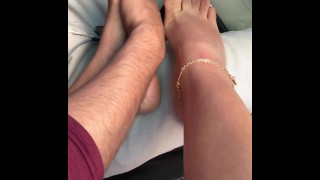 My FF touch my feet when he drive, later I do him a interruption Footjob.