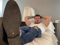 Macrophilia - Day in the life of a giants slave