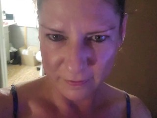 Одинокая ледиСквирт