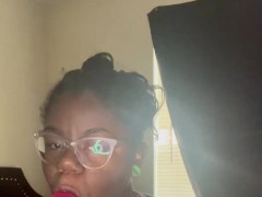 Shaking orgasm - Screenshot 5 of 16 - Bbw