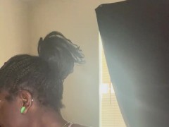 Shaking orgasm - Screenshot 7 of 16 - Big Dildo