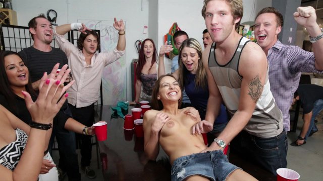Young men fuck female classmates during a wild party in an American college