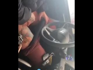 Masturbating while I’m in the car wash