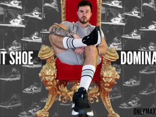Giant shoe domination