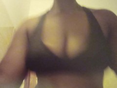 Bouncing boobies - Screenshot 14 of 16 - Ebony