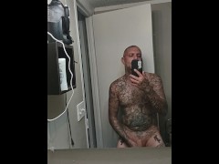 Jerking It - Screenshot 6 of 16 - Solo Male