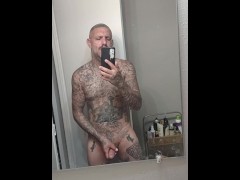 Jerking It - Screenshot 8 of 16 - Solo Male
