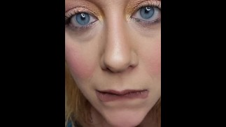 JOI, CHATTE ÉJACULE, MILF CHAUDE SE BAISE AVEC 2 GODES