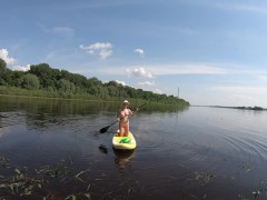 Ласкаю писю и отдыхаю на САП борде - Screenshot 1 of 16 - Nude Girl