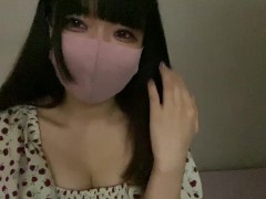 夜中こっそり電話しながらオナニー - Screenshot 2 of 16 - Boobs