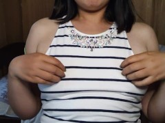 「おぉっ！くっせぇまんこひくつかせながらイクッ！」乳首オナニーしながら淫語連発の変態日本人女性♥️ - Screenshot 6 of 16 - Asian