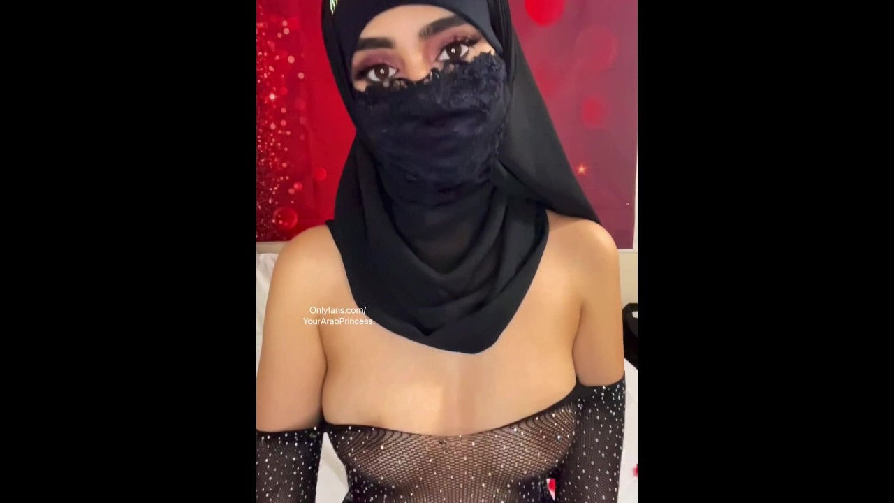 Arab Hijabi Girl Tits Bouncing LEAK!!! - Pornhub.com