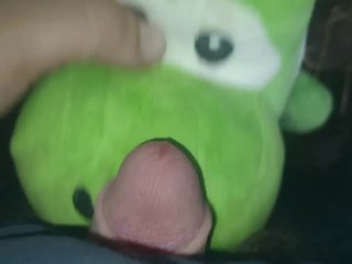 I'm playing with Yoshi dinosaur in the stable