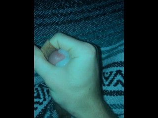 Соло самец кончает