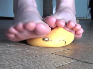 sole, at home, reality, toes