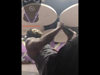 Maskedon in the gym again