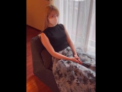 超絶可愛い彼女の足コキでガチガチに勃起したデカちんぽをおまんこでしごき倒す/日本人カップル/素人 - Screenshot 1 of 16 - Cosplay