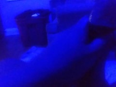 Jackingoff - Screenshot 13 of 16 - Blue Light
