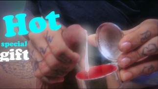 Я оставляю ювелира моей мачехи, полной спермы