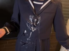 【制服ザーメン】清楚な正統派セーラー服にザーメンぶっかけ（熊●・第●） - Screenshot 1 of 16 - Cum