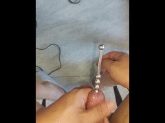 拉长的睾丸在插进尿道棒 - Screenshot 9 of 16 - Bdsm