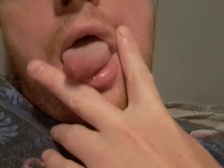 Ma Première Vidéo Pornhub! | Jouer Avec Ma Jolie Petite Bite 💕 non Coupée