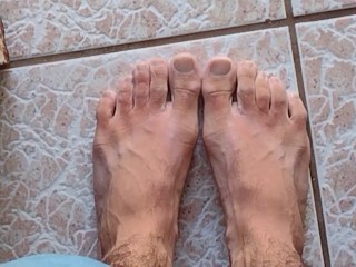 I have such a Intense Fetish on my Toes