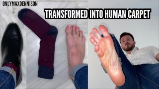 Transformé en tapis humain