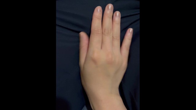 【個人撮影】仲良しラブラブな新婚夫婦さん。旦那のチ〇コを触りながらエロエロ会話してる投稿映像が生々しい