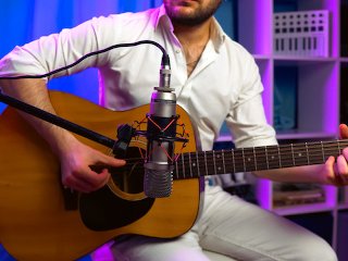 verified amateurs, guitar, playnig, solo male