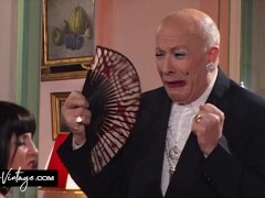 Hard orgy in a parisian swinger flat - Screenshot 11 of 16 - Big Tits