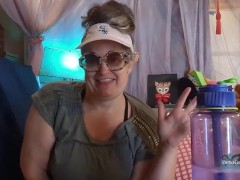 MiLF Fetish Pornstar OctoGoddess Tries out New Bong First Time