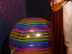 Princess Leia Fucks a Beach Ball Teaser - Screenshot 9 of 16 - Cosplay