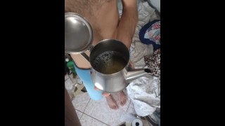 Filling with piss a coffe thing Part 1 // Golden shower hairy man