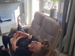 jerking off in front of the TV - Screenshot 11 of 16 - Voyeur
