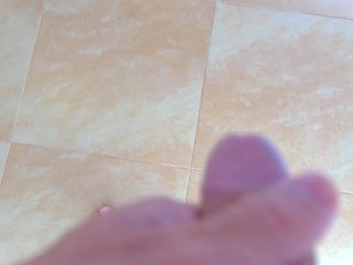 The cleaner makes the bed WITHOUT UNDERWEAR!! I'll have to fill her pussy with cum!!