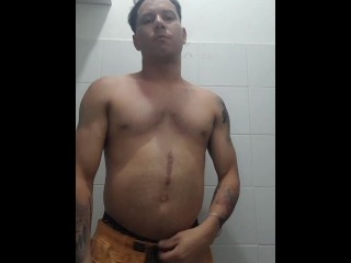 Me Gusta Bellaquear y Pasarla Rico