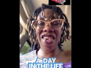 Sexy MILF Shopping at Walmart Ass Clapping in the Aisles