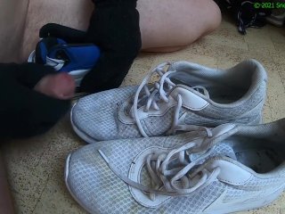 6 Cumshots on friends white Nike Tanjun
